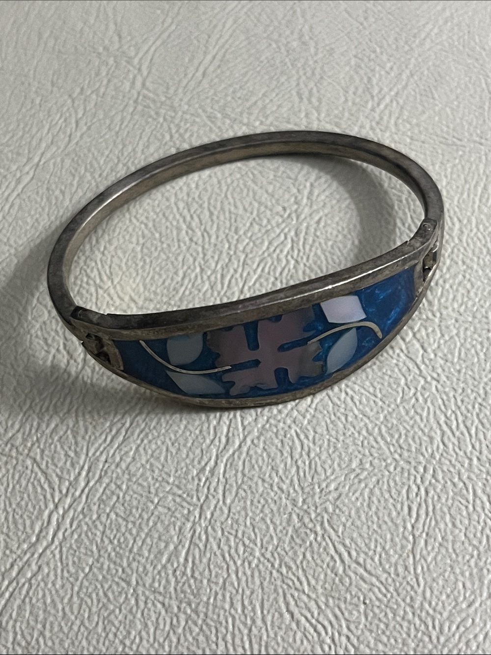 Alpaca Mexico Blue Inlay Silver-Tone Bangle Bracelet